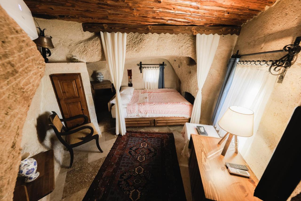 גורמה Cappadocia Cave Suites Adult Only מראה חיצוני תמונה