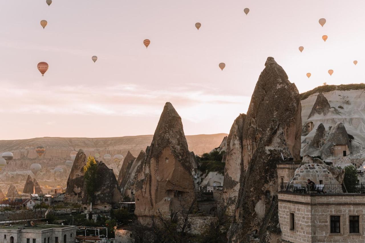 גורמה Cappadocia Cave Suites Adult Only מראה חיצוני תמונה