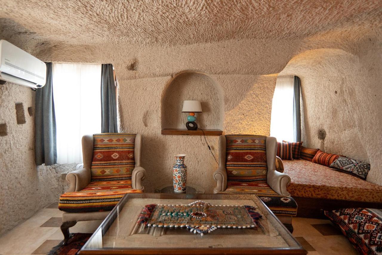 גורמה Cappadocia Cave Suites Adult Only מראה חיצוני תמונה